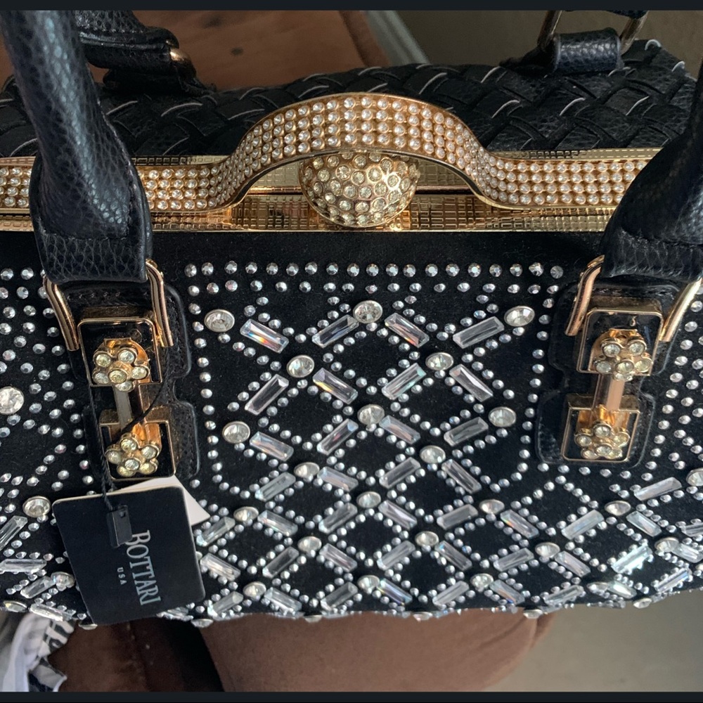 🆕New Bottari Black Handbag with Stones. - Picture 4 of 9